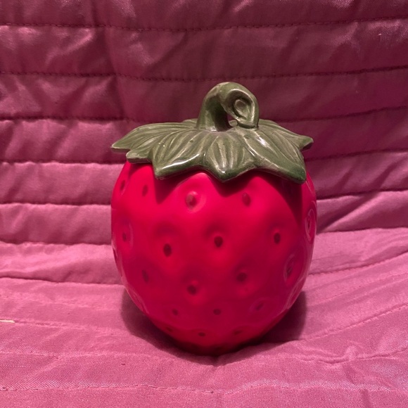 Strawberry Shaped Vintage Condiment Dish - Picture 1 of 5
